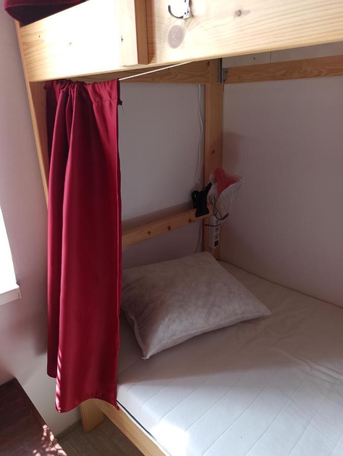 Evergreen Hostel Краков Экстерьер фото